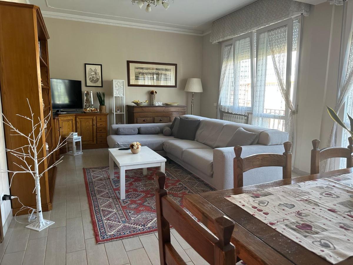 ルッカCasa Alessiaアパートメント エクステリア 写真